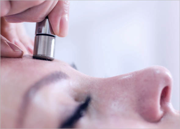 MICRODERMABRASION FACIAL TREATMENT